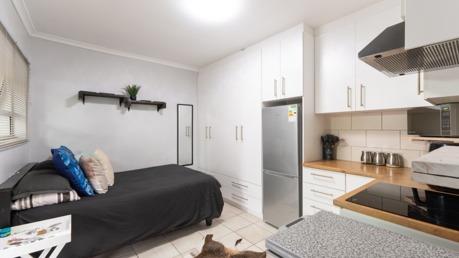 4 Bedroom Property for Sale in Peerless Park Western Cape